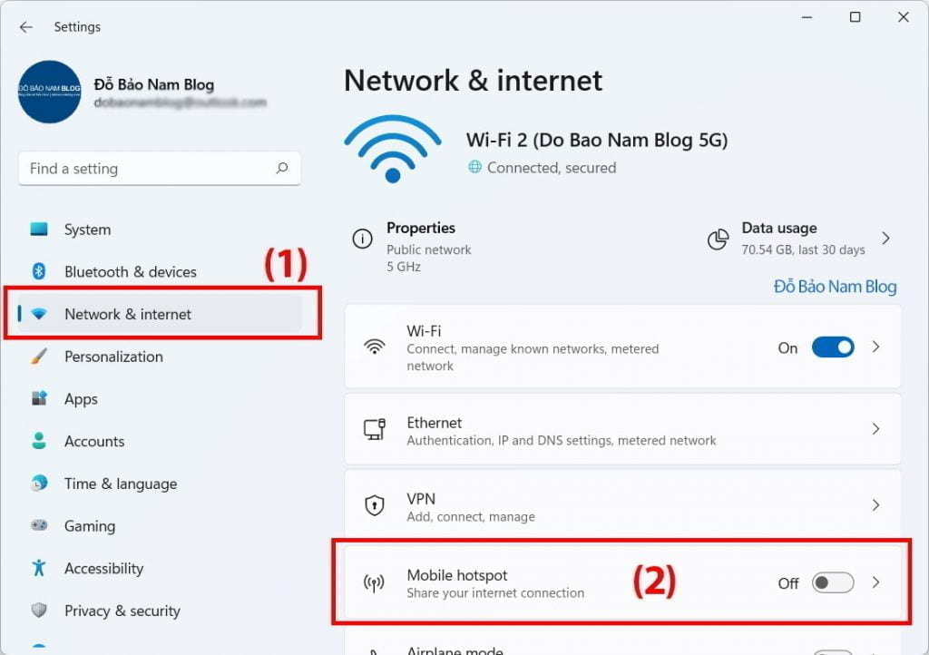 Click chọn  Network & internet, sau đó nhấp vào dòng mobile hotspot